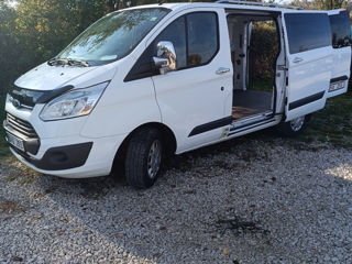 Ford Transit custom foto 2