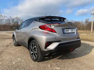 Toyota C-HR foto 4