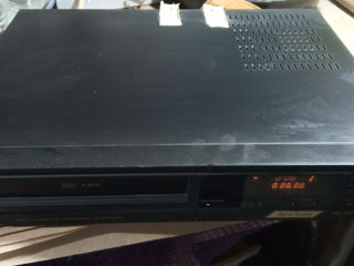 Видеомагнитофон JVC HR-D521EM