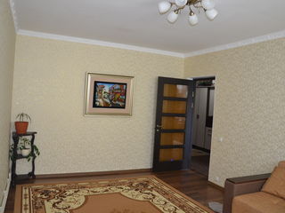 Vanzare Apartament cu 3 camere, Centru,str. Mihai Eminescu 24/4 Fara Investitii ! foto 1