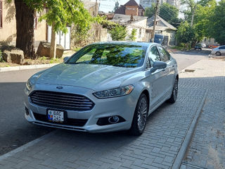 Ford Fusion foto 1