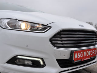 Ford Mondeo foto 4