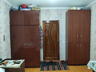 Apartament cu 1 cameră în cămin! Euro reparație! 7 000 Euro! Detalii foto 2