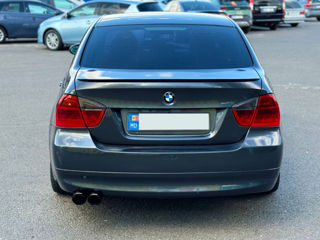 BMW 3 Series foto 11