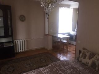 Посуточно. цeнтр. все условия. apartamente pe noapte. toate conditiile. foto 3