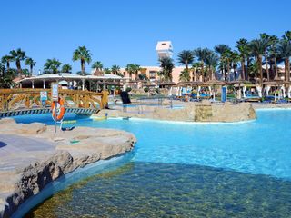 Beach Albatros Resort 5* Hurgada. Зеленая территория, бассейны с подогревом, песчаный вход в море! foto 2