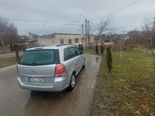 Opel Zafira foto 4