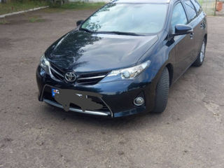 Toyota Auris foto 2