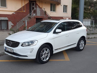 Volvo XC60 foto 8