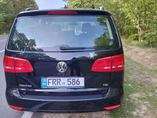 Volkswagen Touran foto 5