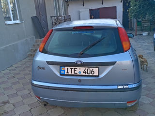 Ford Focus foto 4