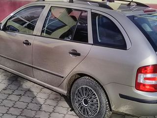 Skoda Fabia foto 3