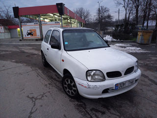 Nissan Micra foto 1