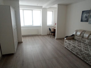 Apartament cu 2 camere, 74 m², Centru, Chișinău foto 3
