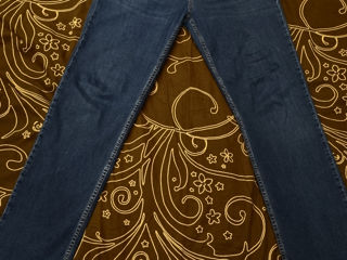 Продам джинсы и брюки !!! foto 1