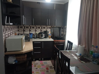 Apartament cu 2 camere, 50 m², Buiucani, Chișinău foto 3