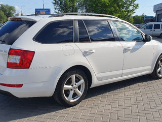 Skoda Octavia foto 4