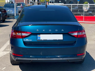 Skoda Superb foto 6