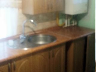 Casa in chirie cu 3 odai, incalzire autonoma- 160 euro foto 10