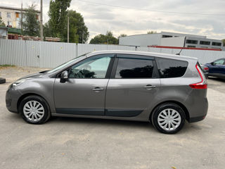 Renault Grand Scenic foto 6