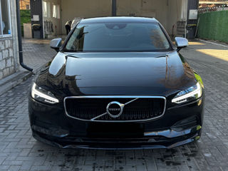 Volvo S90 foto 2