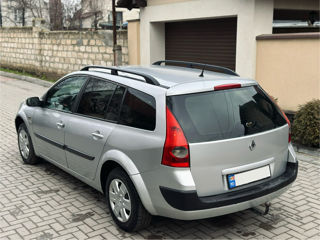 Renault Megane foto 8