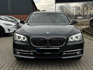 BMW 7 Series foto 2