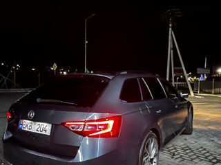 Skoda Superb foto 5