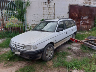 Opel Astra foto 1