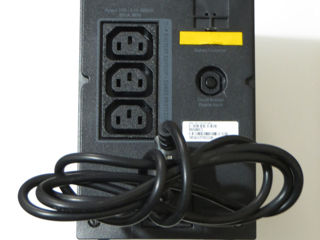 продам небольшой ИБП APC Back-UPS 500 с AVR и новой батарейкой foto 3