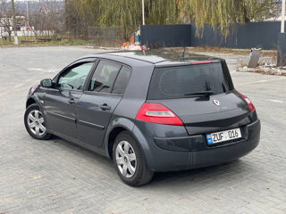 Renault Megane foto 5