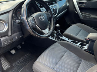 Toyota Auris foto 4