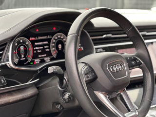 Audi Q8 foto 13