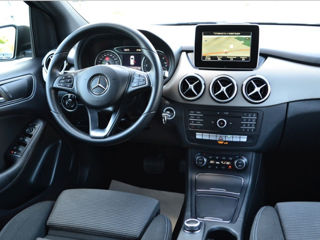 Mercedes B-Class foto 8