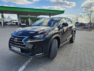 Lexus NX Series foto 1