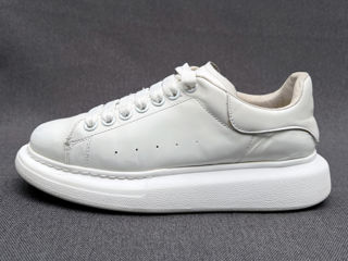 Alexander McQueen Oversized Sneakers. Размер 38. Оригинал. В хорошем состоянии. foto 7