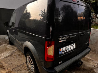 Ford Transit Connect foto 2