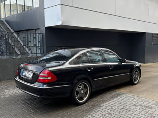 Mercedes E-Class foto 5