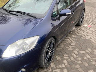 Toyota Auris foto 2