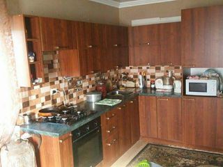 родам дом в центре Бачоя , 100 м2 и 10 соток земли foto 8