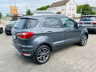 Ford EcoSport foto 8