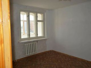 Apartament cu 3 odai soroca noua linga stomatologie 5 din 5 urgent negociabil foto 8