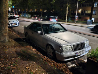 Mercedes E-Class Coupe foto 3