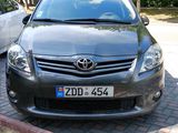 Toyota Auris foto 2