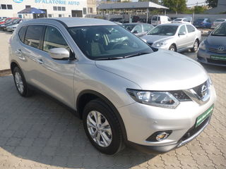 Nissan X-Trail foto 1