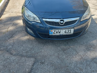 Opel Astra foto 1