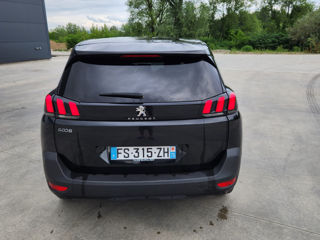 Peugeot 5008 foto 4