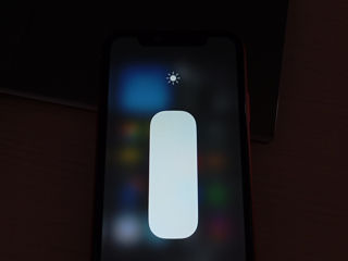 Iphone 11 (Red Product) фото 2