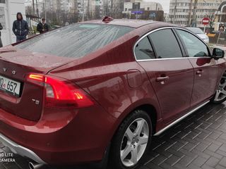 Volvo S60 foto 9