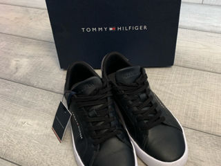 Tommy Hilfiger